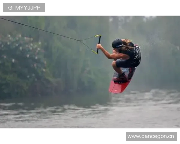 成都极限运动队成长之路：勇敢追梦与挑战自我的真实故事